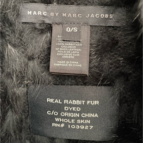 MARC BY MARC JACOBS -rabbit fur vest - Picture 4 of 6